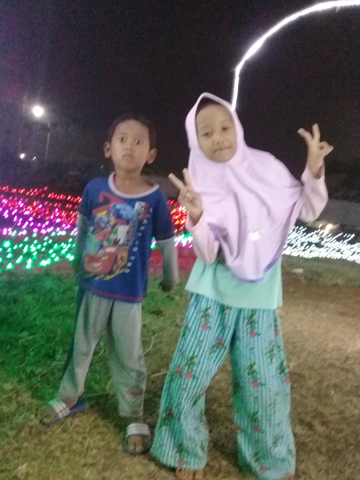 Keceriaan Kakak dan AA